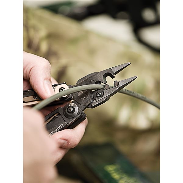 Multitool Leatherman MUT EOD