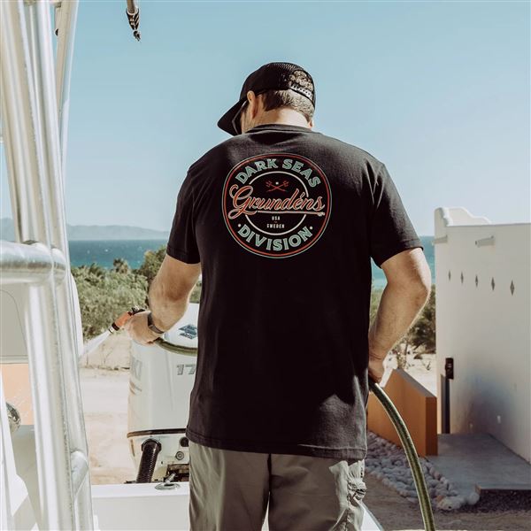 Triko Dark Seas X Grundéns Instinctive SS Black XL
