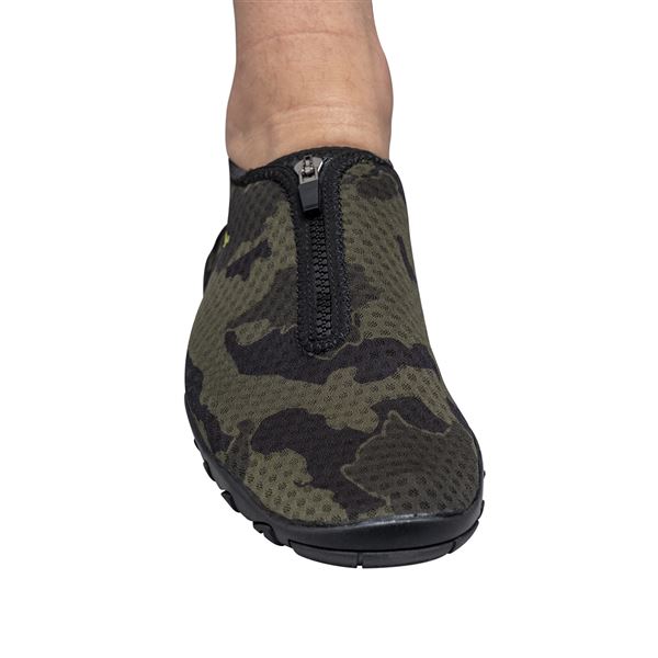 APEarel Dropback Aqua Shoes Camo Size UK9 (EU43)