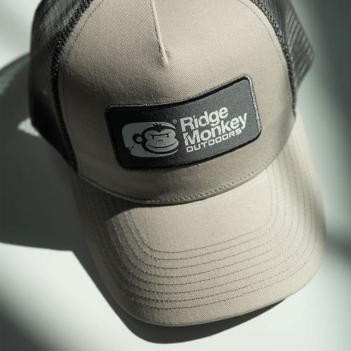 Kšiltovka RidgeMonkey Trucker Cap JET